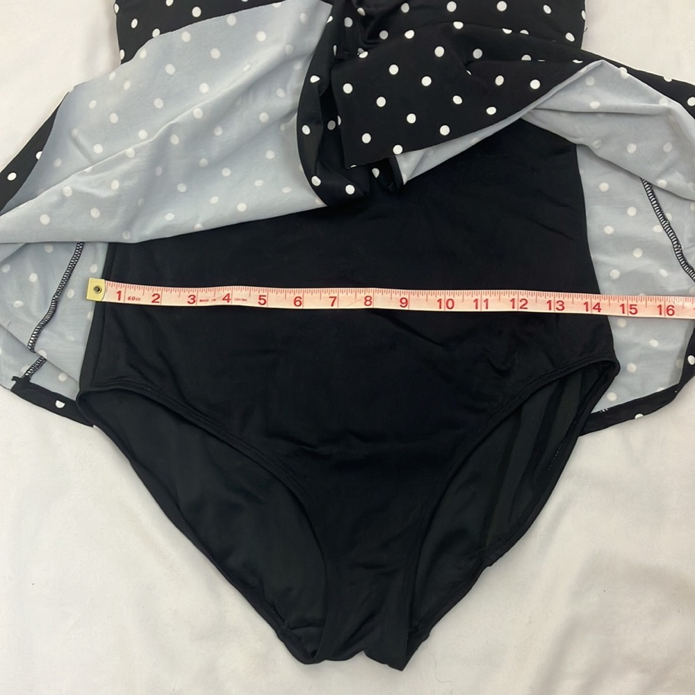 Tropical Escape Black Polka Dot strapless Swimsuit woman’s size 8 - Picture 4 of 10